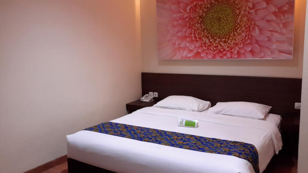 Hotel Matos Jayapura Zimmer foto